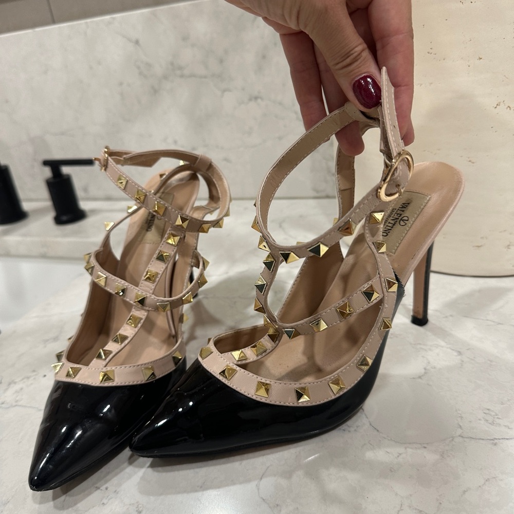Valentino Black and Cream Studded Women's Shoes size 41/9 - Picture 2 of 8